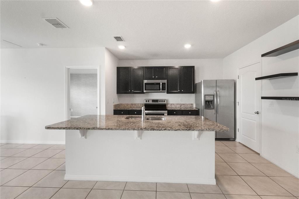 For Sale: $369,900 (3 beds, 2 baths, 1676 Square Feet)