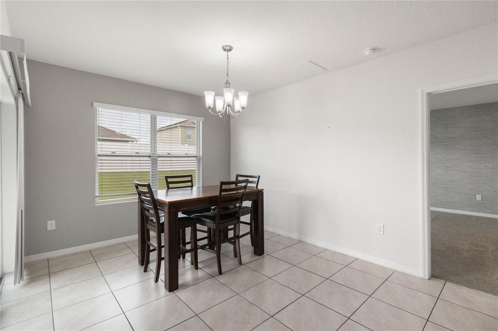 For Sale: $369,900 (3 beds, 2 baths, 1676 Square Feet)