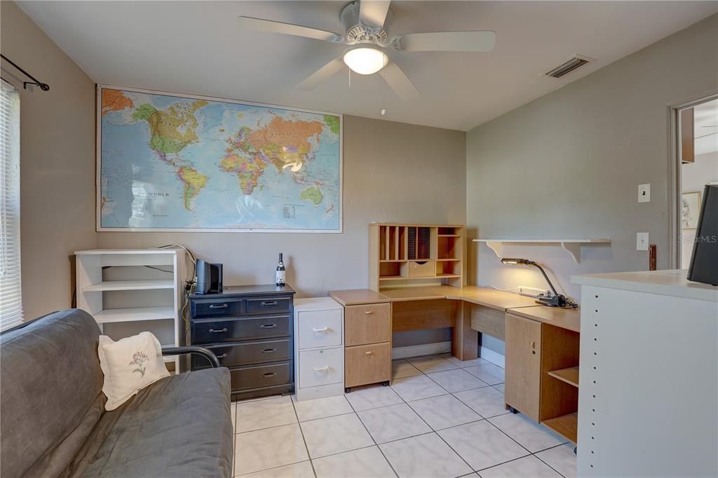 For Sale: $380,000 (2 beds, 1 baths, 744 Square Feet)