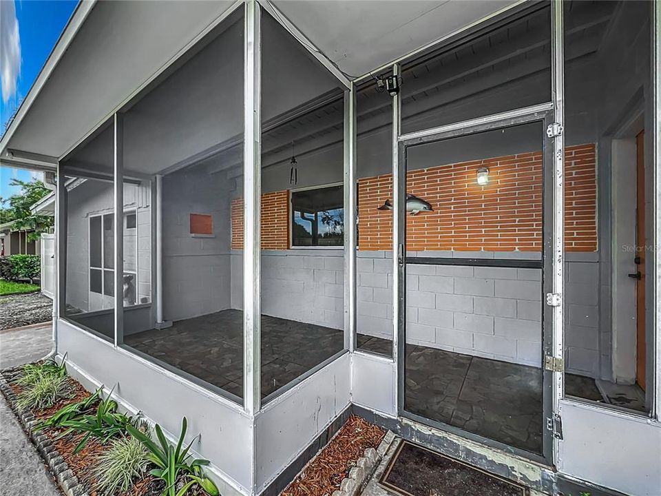 En Venta: $345,000 (4 camas, 2 baños, 1674 Pies cuadrados)