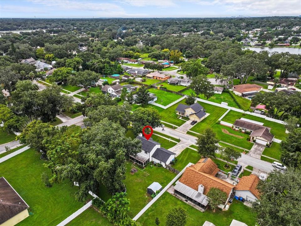 For Sale: $400,000 (3 beds, 2 baths, 1552 Square Feet)