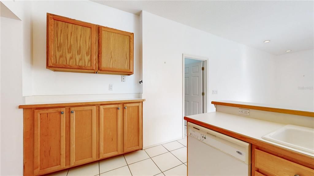 KITCHEN WITH ADDITIONAL STORAGE