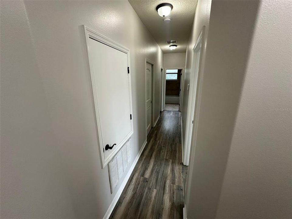 For Rent: $2,710 (3 beds, 2 baths, 1710 Square Feet)