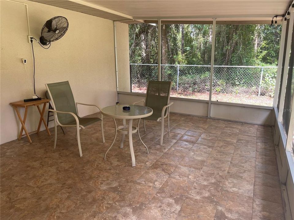 En Venta: $250,000 (2 camas, 2 baños, 1226 Pies cuadrados)