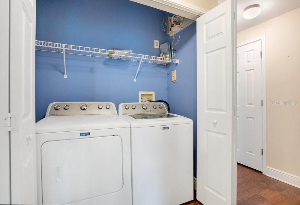 For Sale: $398,750 (2 beds, 2 baths, 1161 Square Feet)