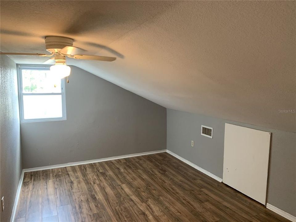 For Rent: $1,075 (3 beds, 1 baths, 1774 Square Feet)