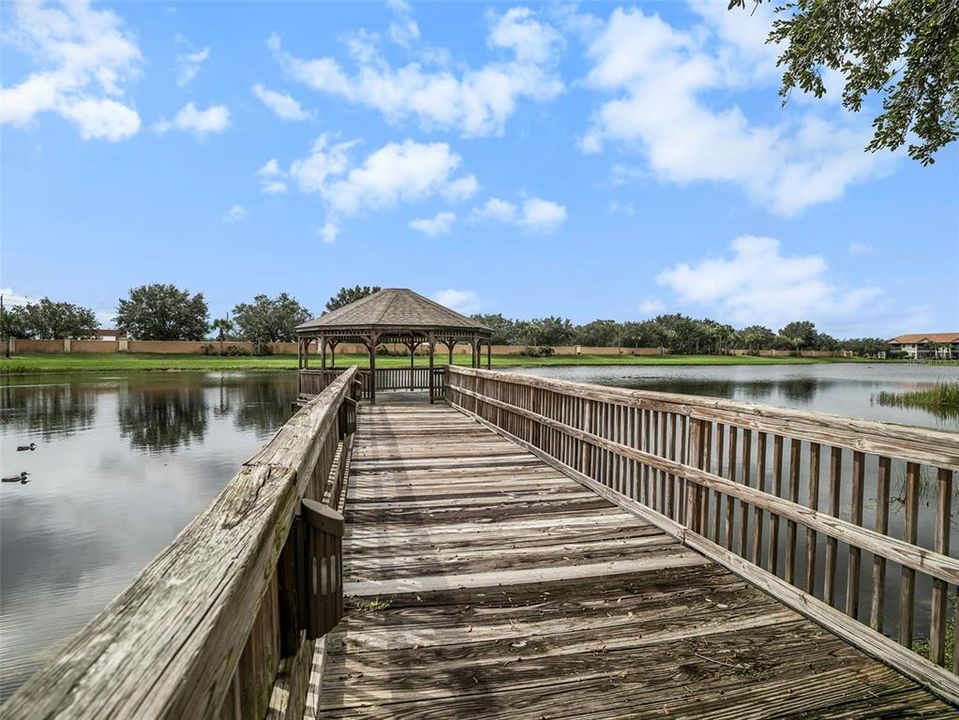 For Sale: $500,000 (4 beds, 2 baths, 2024 Square Feet)