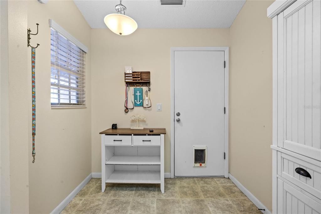 For Sale: $240,000 (2 beds, 2 baths, 1120 Square Feet)