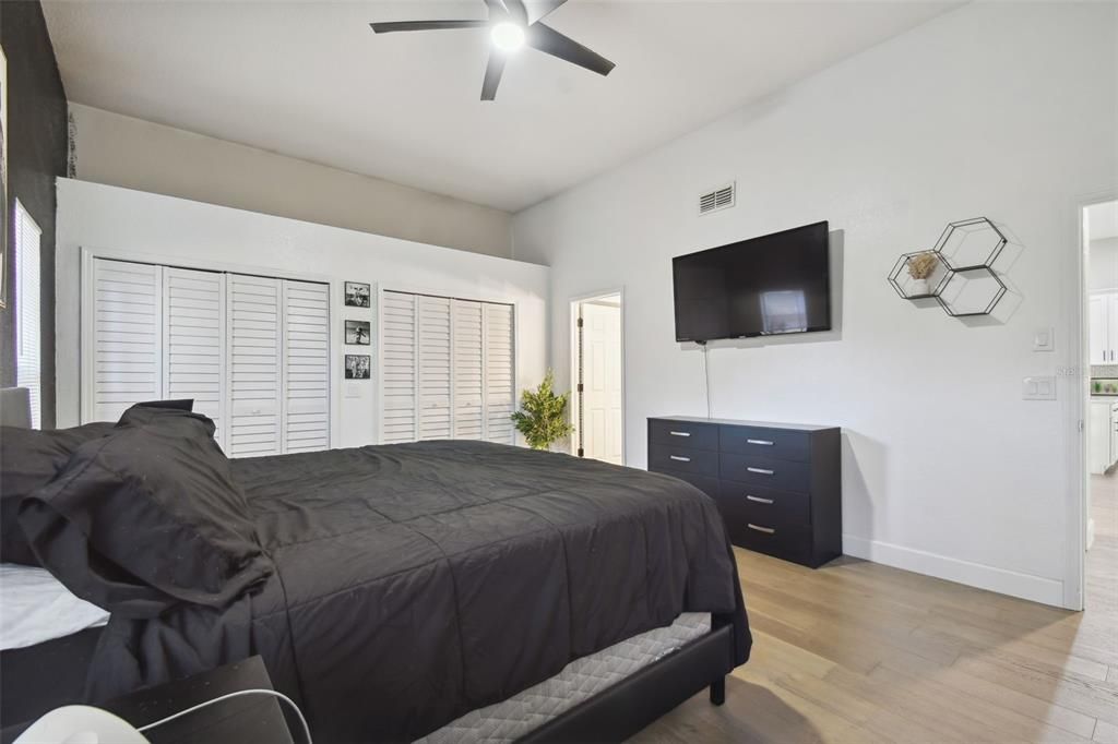 For Sale: $479,000 (3 beds, 2 baths, 1965 Square Feet)