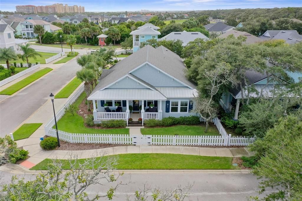 For Sale: $699,000 (4 beds, 2 baths, 2269 Square Feet)