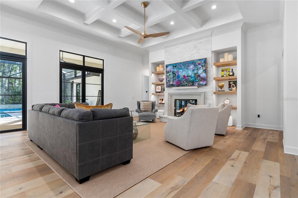 Active With Contract: $2,325,000 (4 beds, 4 baths, 4897 Square Feet)