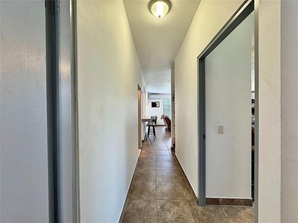 En Venta: $335,000 (3 camas, 2 baños, 924 Pies cuadrados)