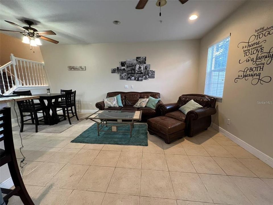 Active With Contract: $2,300 (3 beds, 2 baths, 1472 Square Feet)