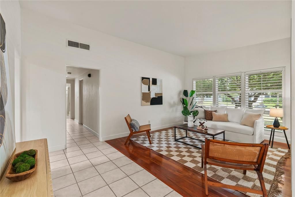 Active With Contract: $520,000 (3 beds, 2 baths, 1361 Square Feet)