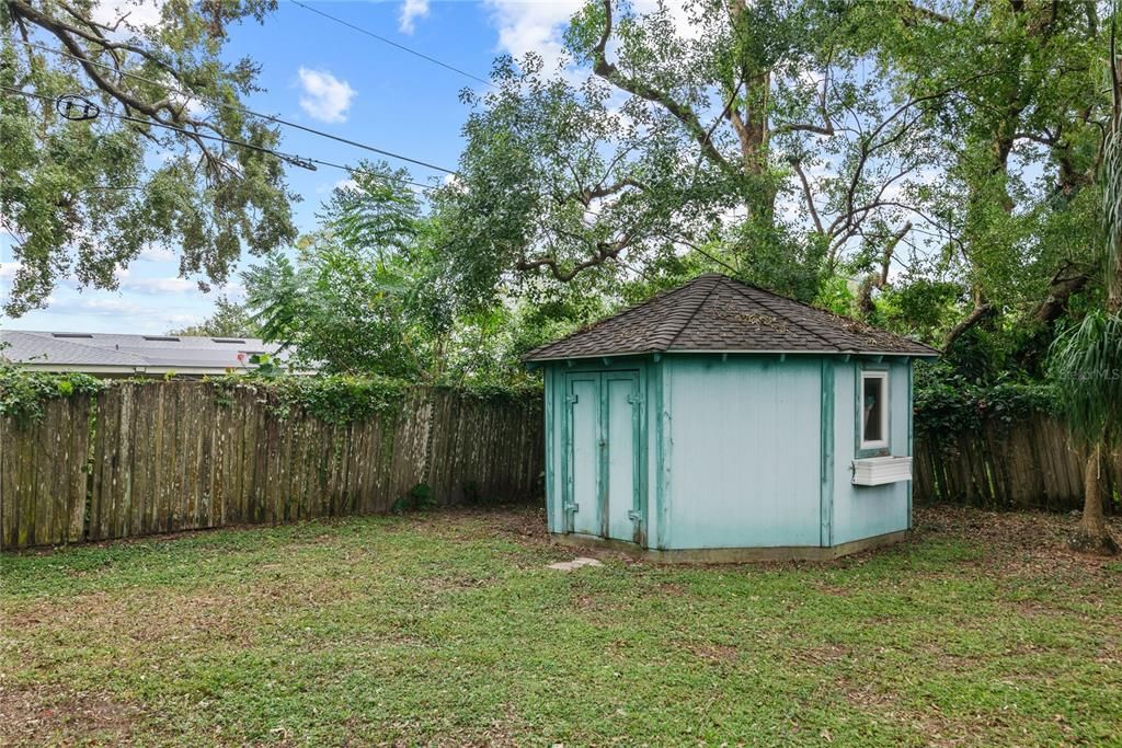 Active With Contract: $520,000 (3 beds, 2 baths, 1361 Square Feet)