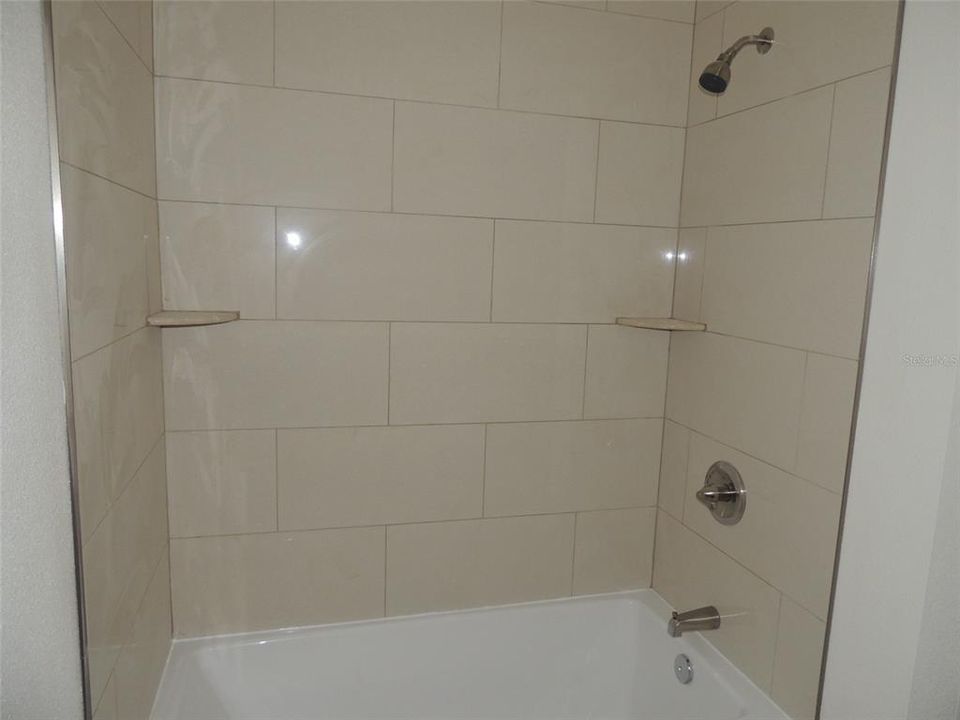 Hall Bath - Tiled Tub/Shower