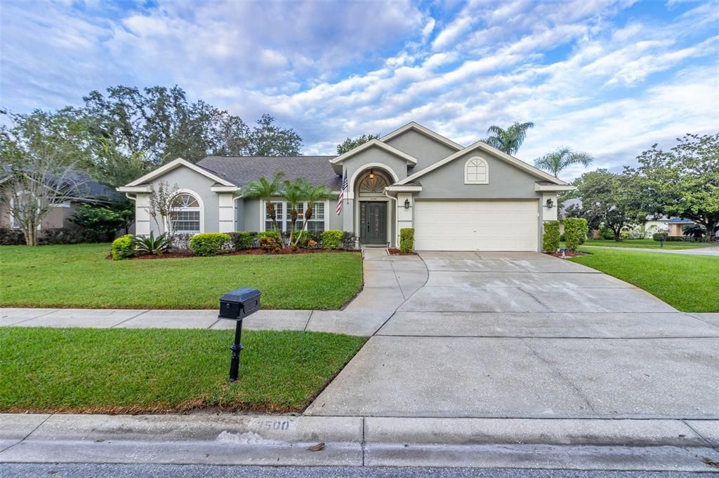 For Sale: $519,990 (3 beds, 2 baths, 1885 Square Feet)