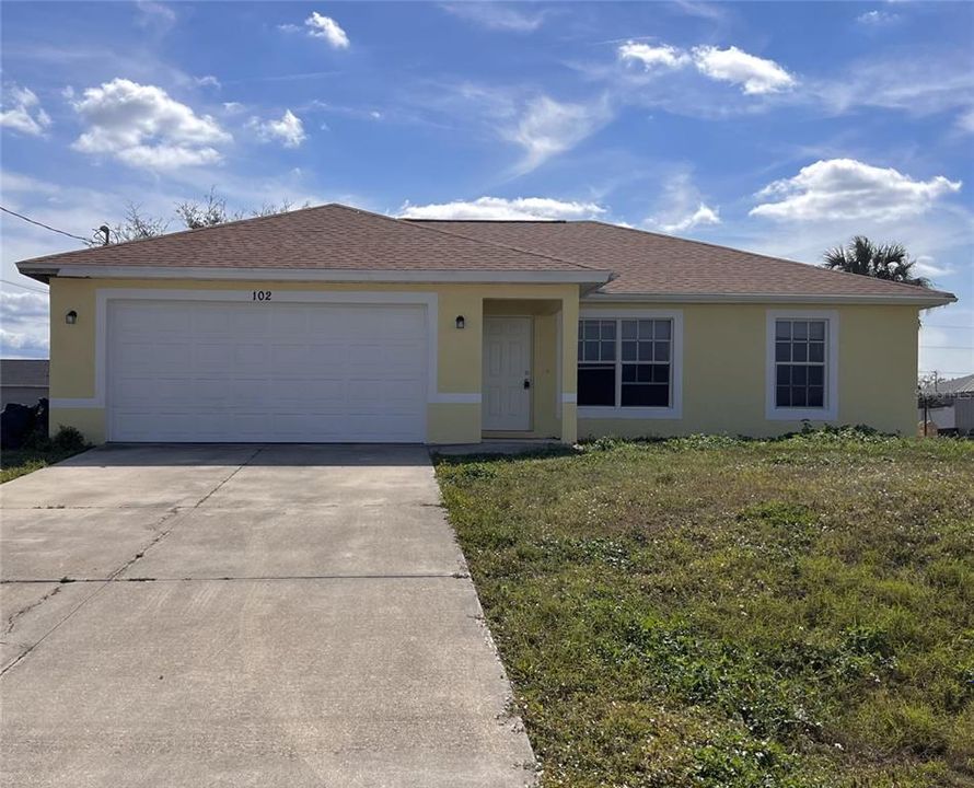 Recientemente alquilado: $1,900 (3 camas, 2 baños, 1244 Pies cuadrados)