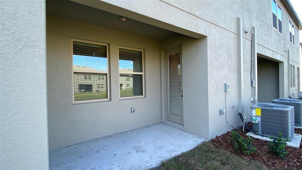 For Rent: $2,350 (3 beds, 2 baths, 1597 Square Feet)