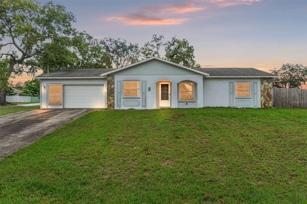 For Sale: $260,000 (3 beds, 2 baths, 1166 Square Feet)