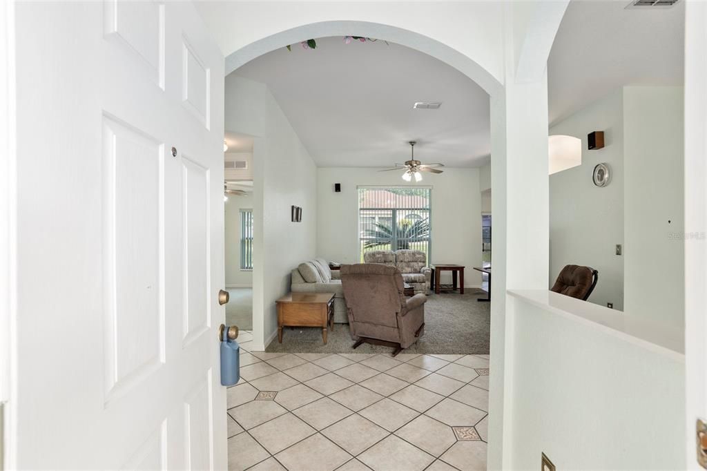 Active With Contract: $239,900 (3 beds, 2 baths, 1449 Square Feet)