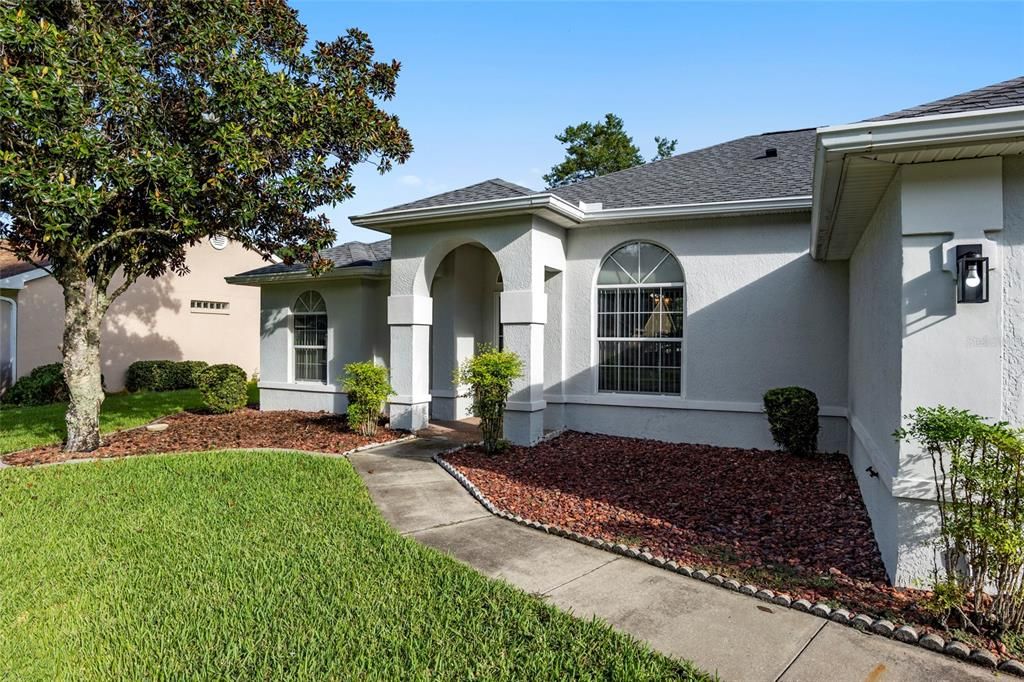 Active With Contract: $239,900 (3 beds, 2 baths, 1449 Square Feet)