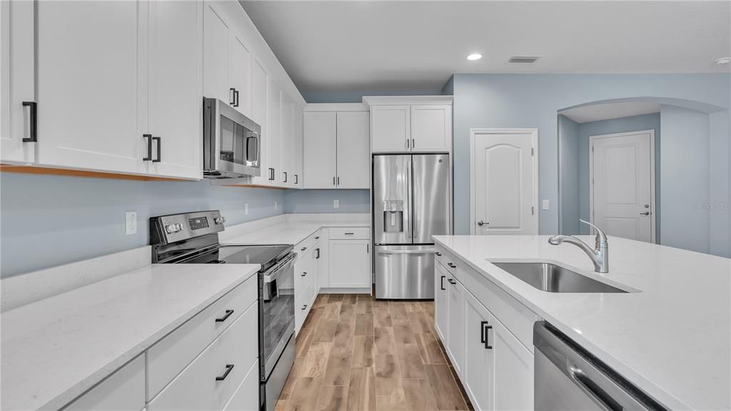 For Sale: $547,900 (3 beds, 2 baths, 2123 Square Feet)