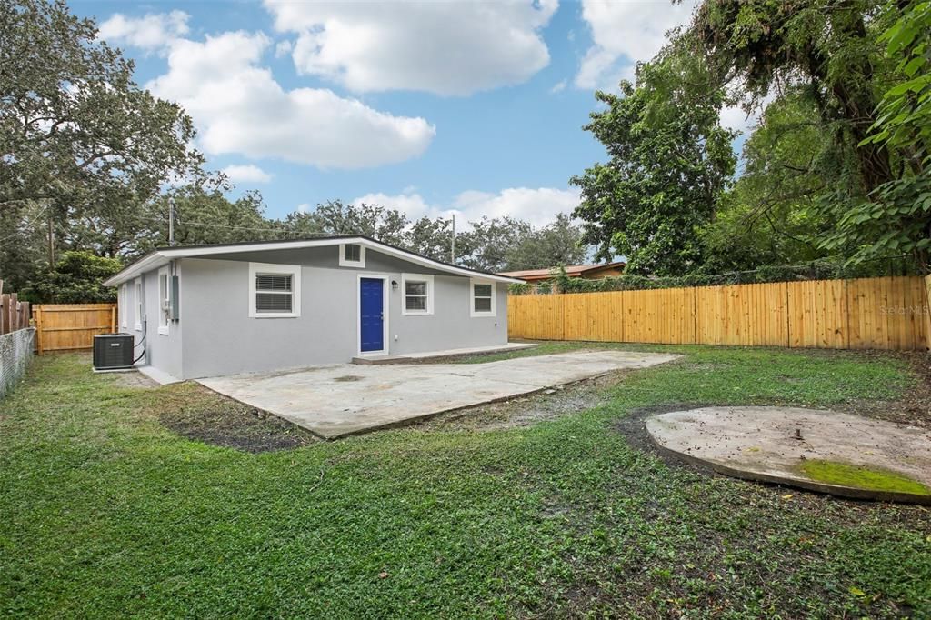 For Sale: $320,000 (3 beds, 1 baths, 1111 Square Feet)