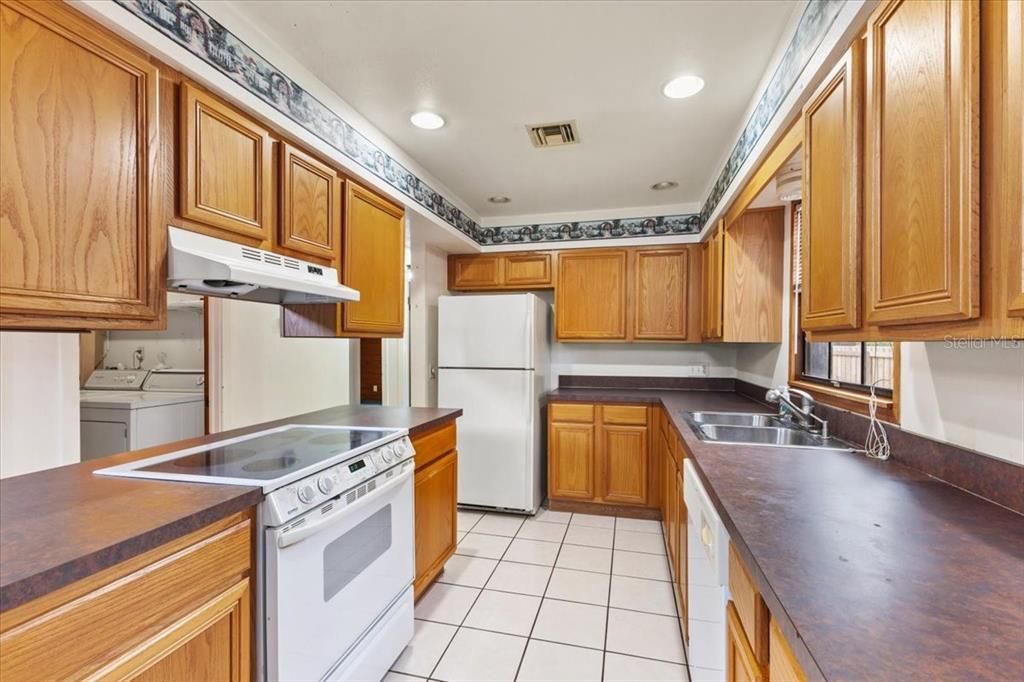 For Sale: $369,900 (3 beds, 2 baths, 1344 Square Feet)