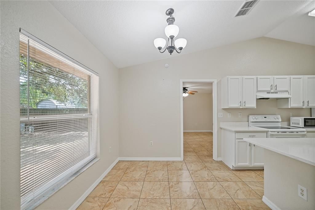 For Sale: $219,995 (3 beds, 2 baths, 1362 Square Feet)