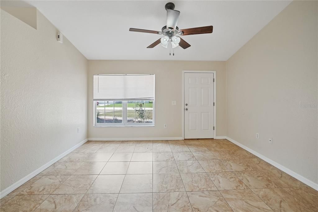 For Sale: $219,995 (3 beds, 2 baths, 1362 Square Feet)