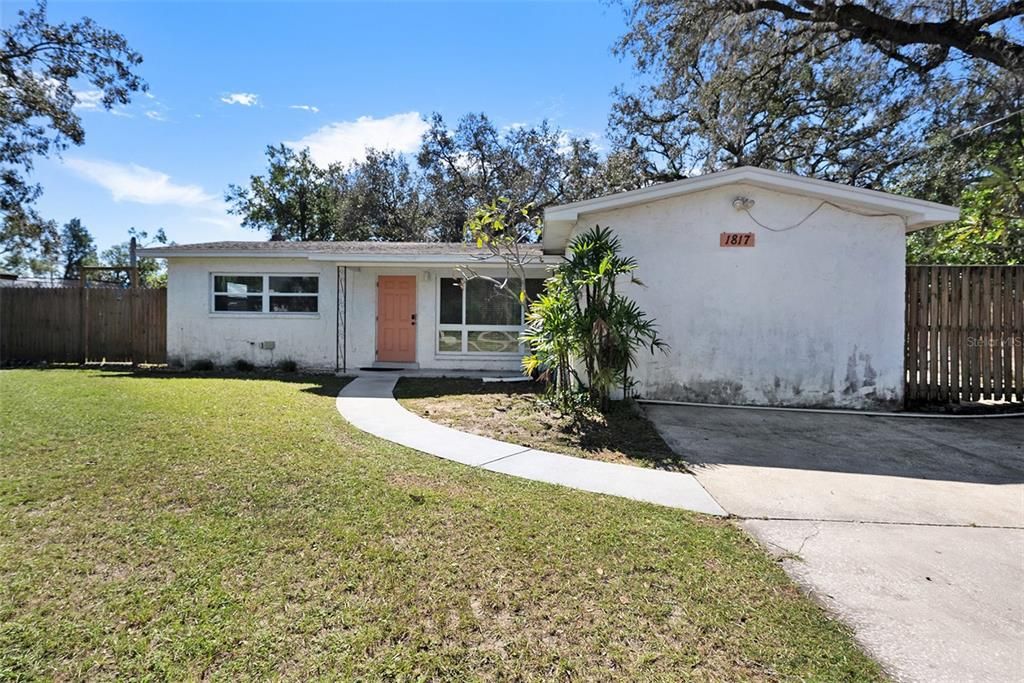 For Sale: $349,900 (3 beds, 1 baths, 1544 Square Feet)