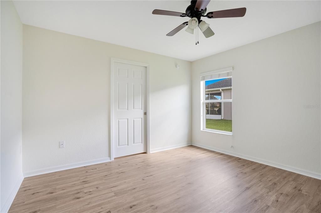 Active With Contract: $285,000 (3 beds, 2 baths, 1222 Square Feet)