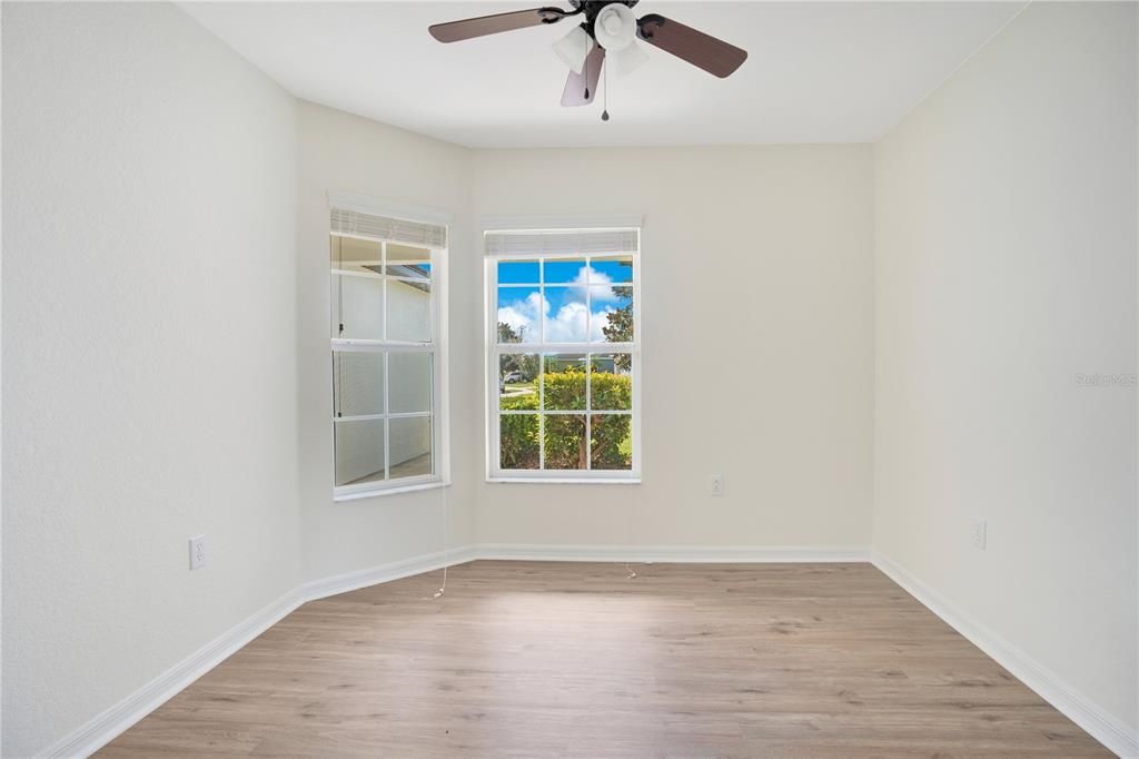 Active With Contract: $285,000 (3 beds, 2 baths, 1222 Square Feet)