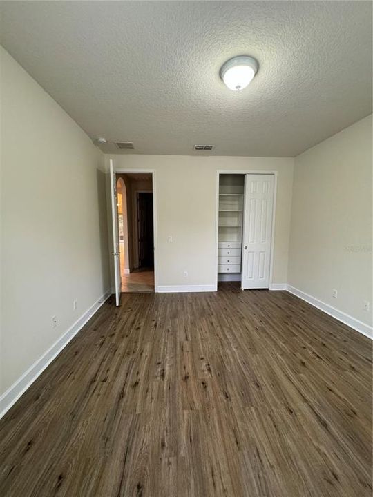 For Rent: $3,300 (3 beds, 2 baths, 1961 Square Feet)