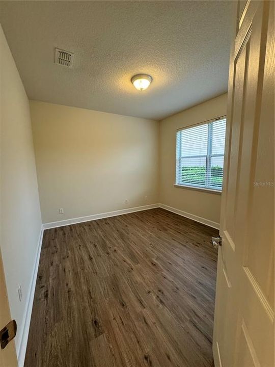 For Rent: $3,300 (3 beds, 2 baths, 1961 Square Feet)