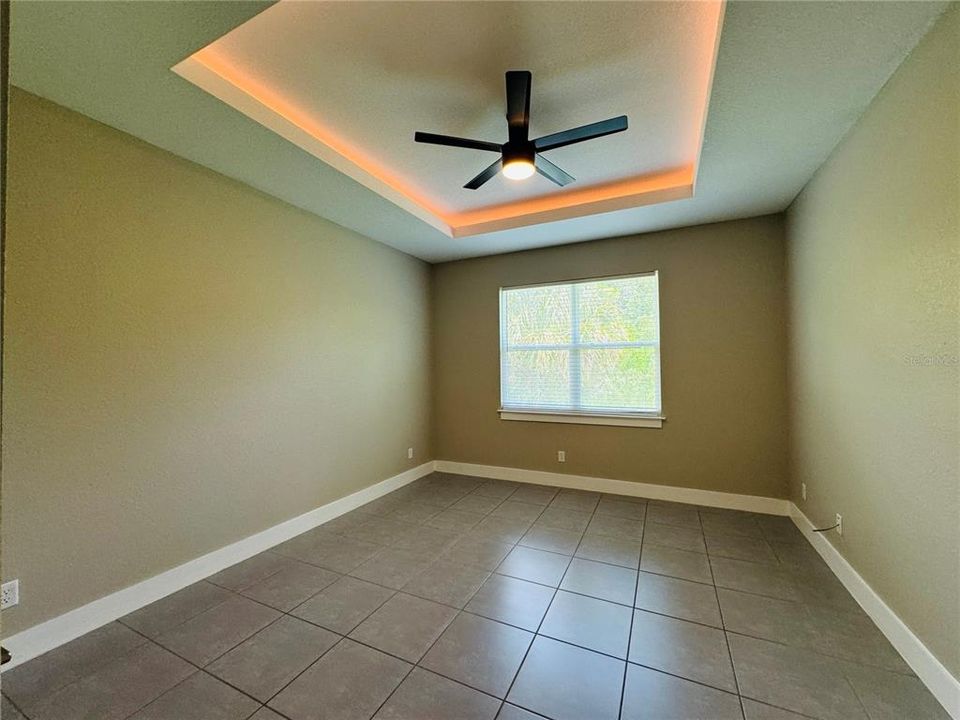 For Rent: $1,599 (3 beds, 2 baths, 1287 Square Feet)