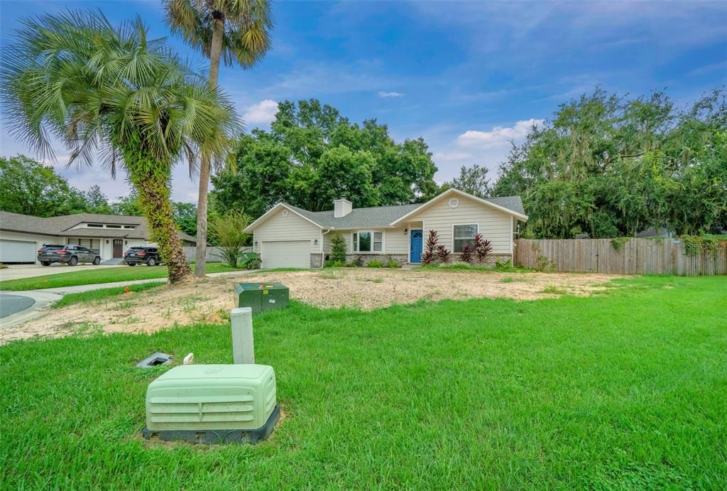 For Sale: $389,000 (3 beds, 2 baths, 2035 Square Feet)