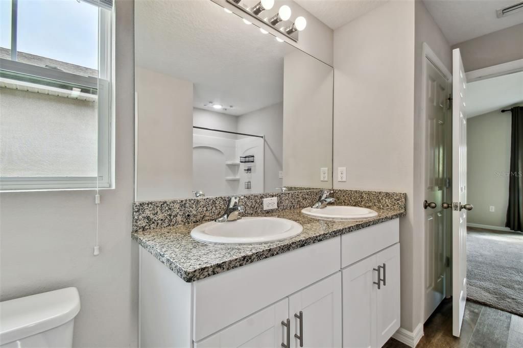 For Sale: $348,000 (3 beds, 2 baths, 1458 Square Feet)