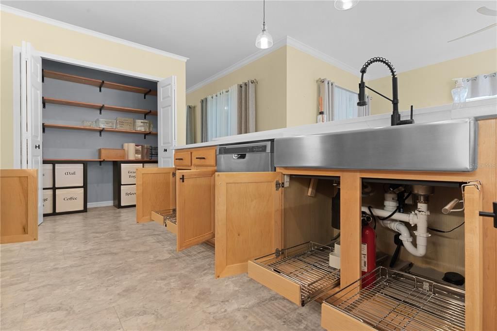 Kitchen showing pull-out drawers