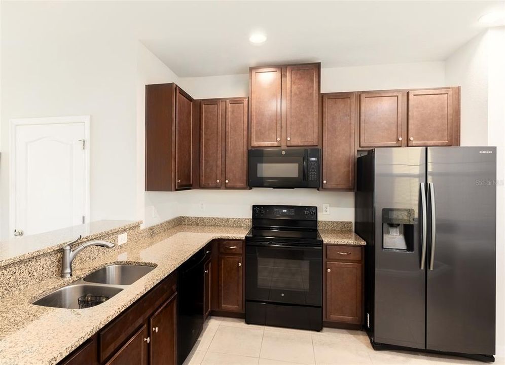 For Sale: $289,500 (3 beds, 2 baths, 1536 Square Feet)