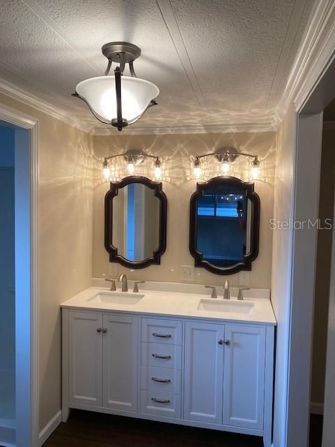 Master Bedroom Vanity Area