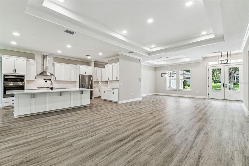 Active With Contract: $699,990 (3 beds, 3 baths, 2588 Square Feet)