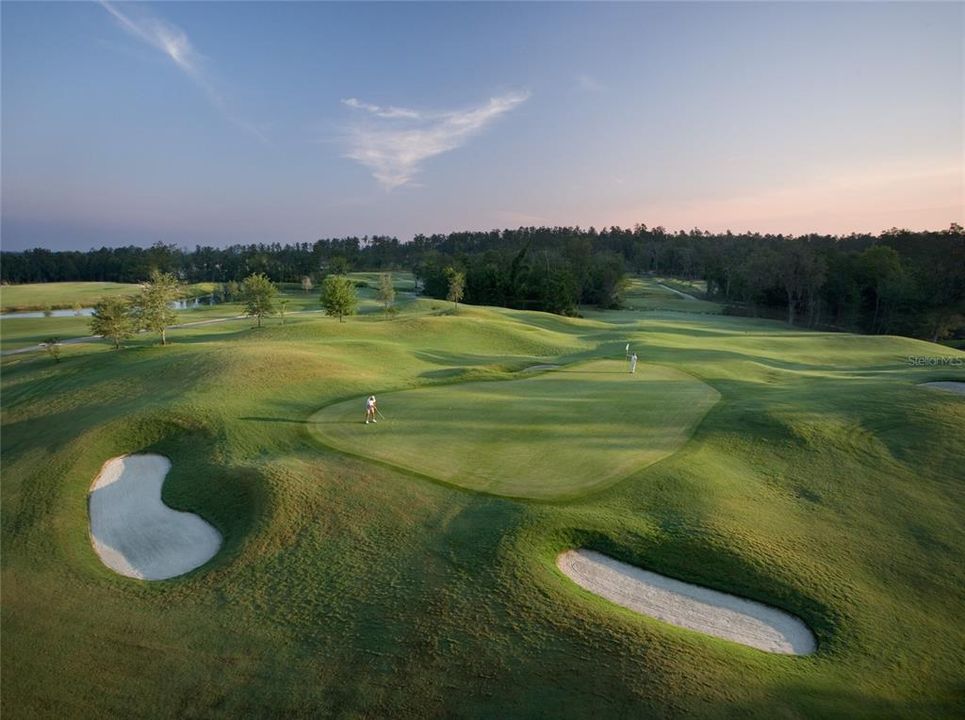 Active With Contract: $699,990 (3 beds, 3 baths, 2588 Square Feet)