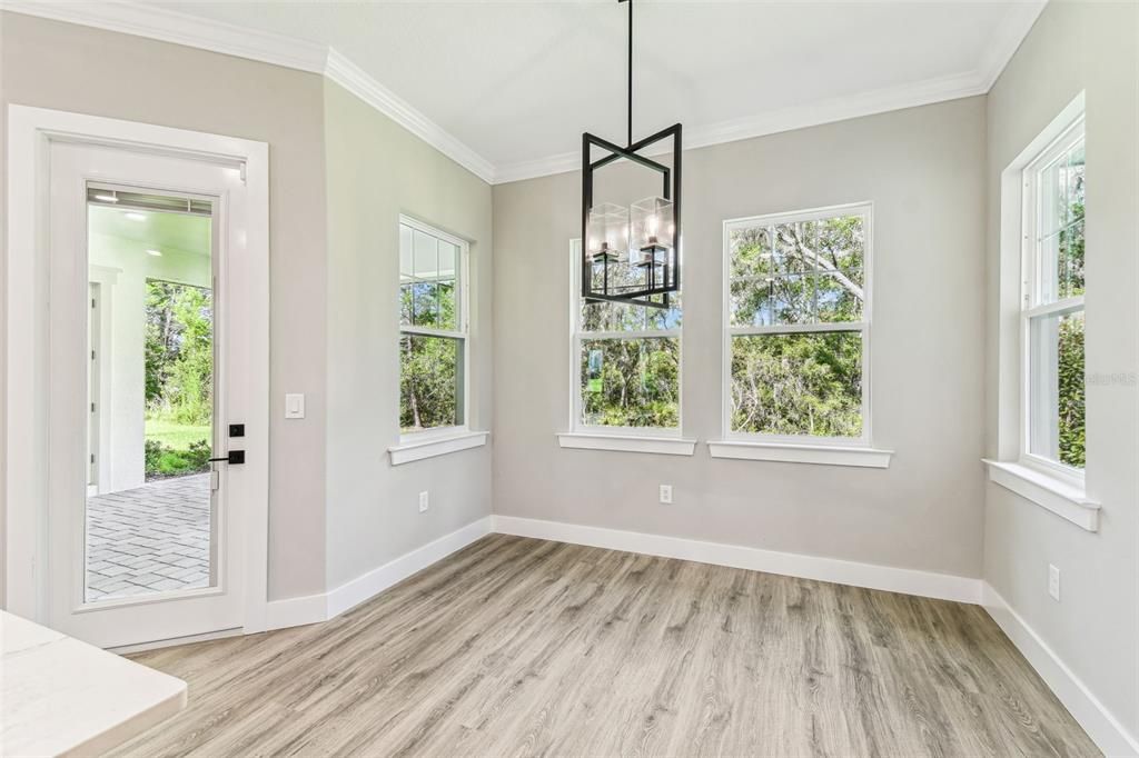 Active With Contract: $699,990 (3 beds, 3 baths, 2588 Square Feet)