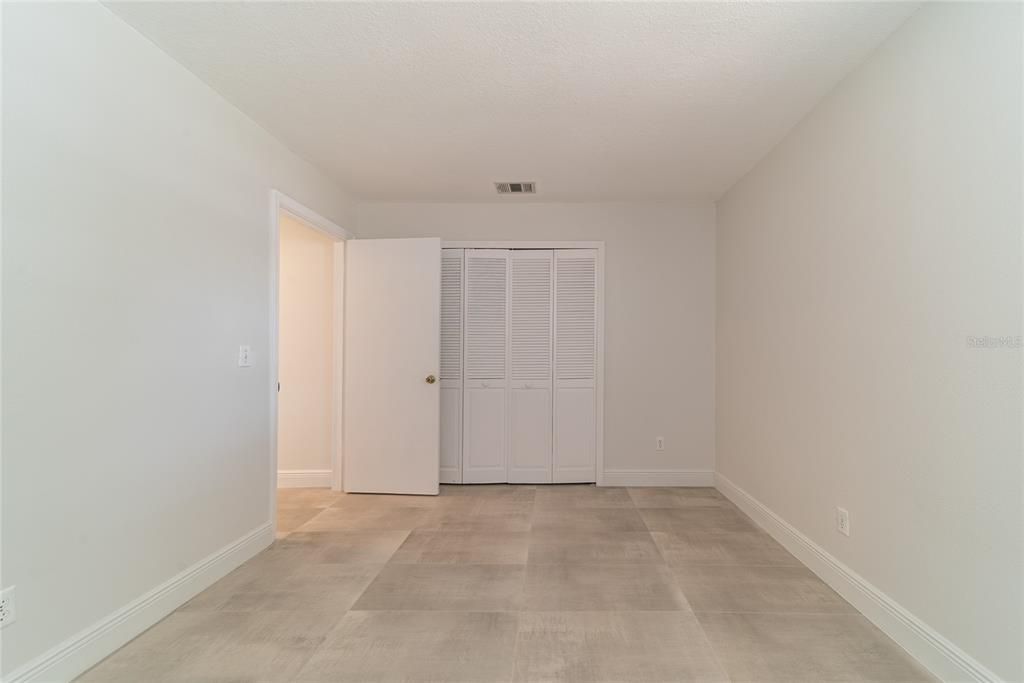 For Rent: $3,200 (3 beds, 2 baths, 1921 Square Feet)