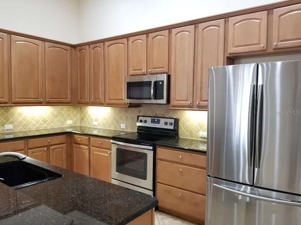 For Rent: $4,000 (4 beds, 3 baths, 2826 Square Feet)