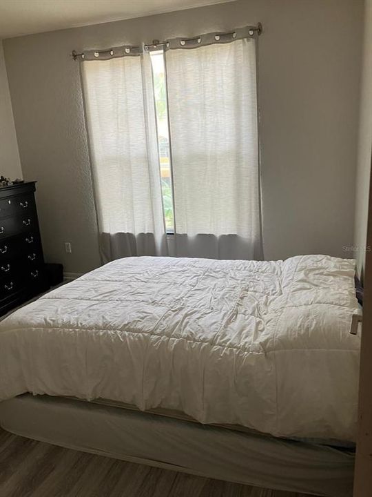 For Rent: $1,600 (1 beds, 1 baths, 774 Square Feet)