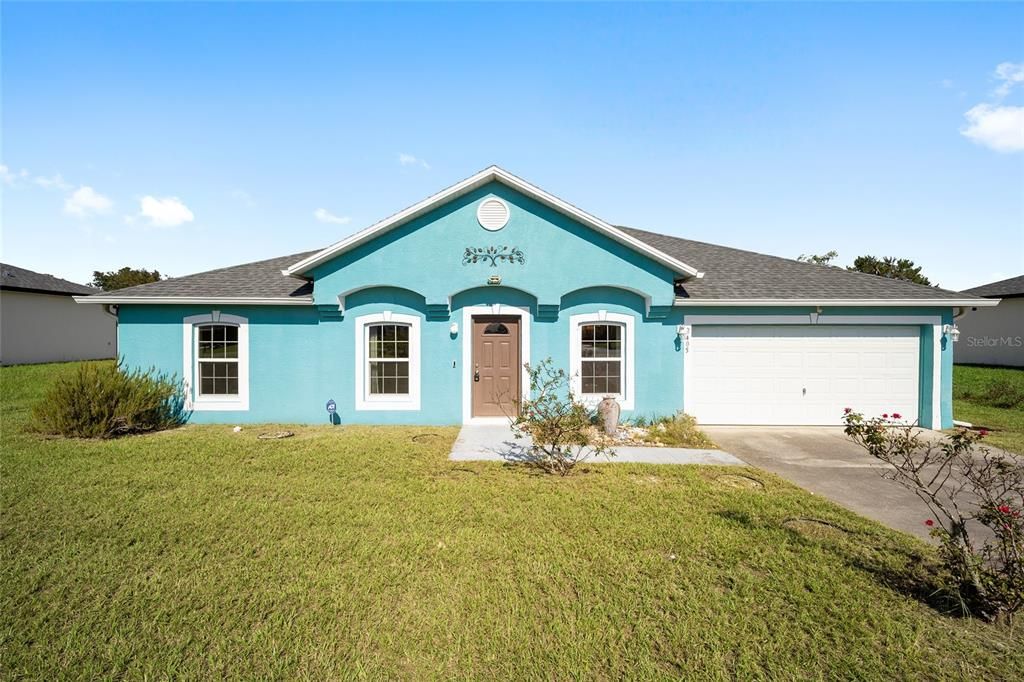 For Sale: $249,900 (3 beds, 2 baths, 1666 Square Feet)