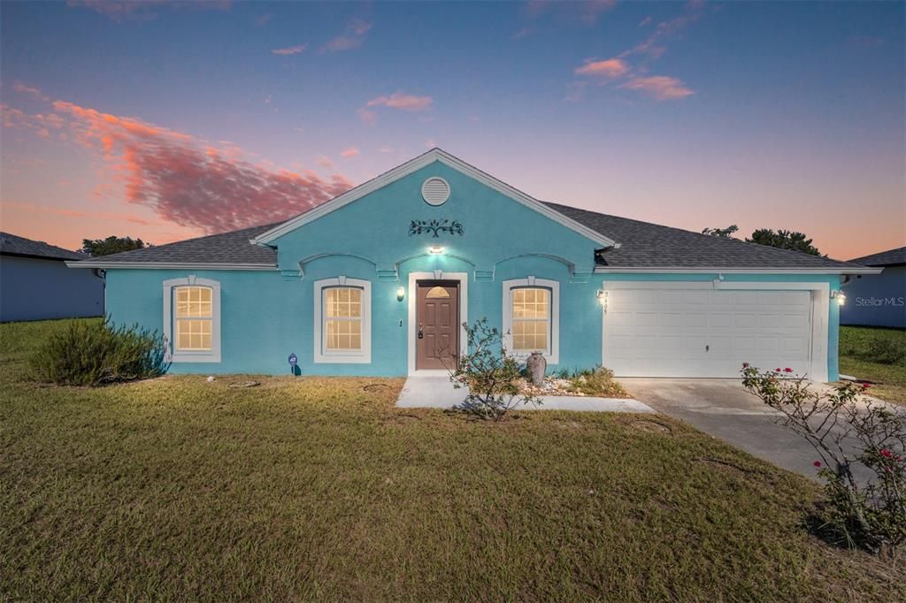 For Sale: $249,900 (3 beds, 2 baths, 1666 Square Feet)